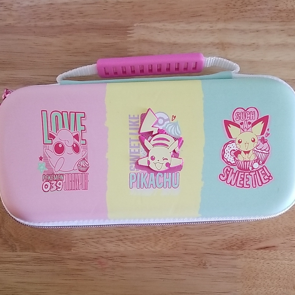 Pokemon Pikachu Pastel Carrying Case